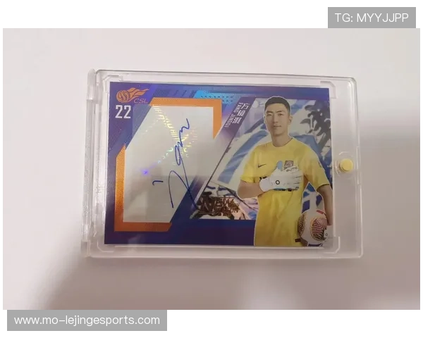 足球黑白球星卡市场价格如何一张值多少钱详解